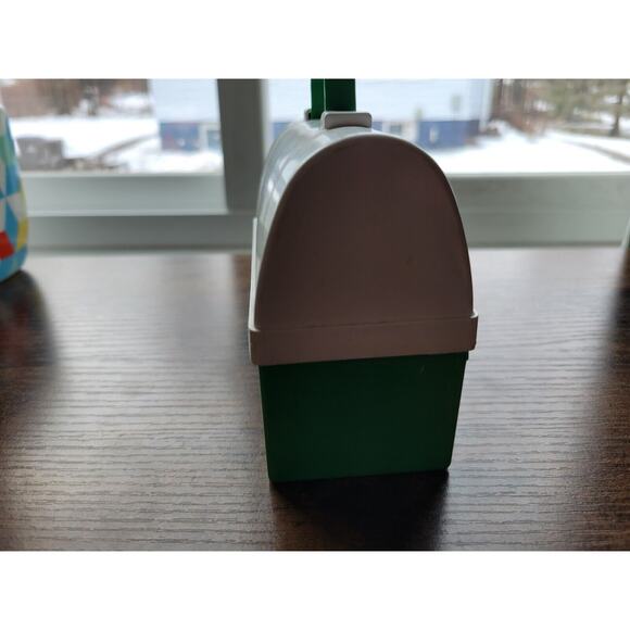 Vintage Fisher Price Toys #550 - Green/White Lunch Pail, Box, Kit - Picture 2 of 10